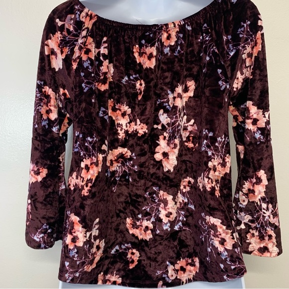 Almost Famous Purple Velvet Top Small  Woman Crave Fame Floral‎ 3/4 Flare Sleeve - Picture 4 of 10
